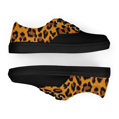 Stylish Herren-Canvas-Schuhe with leopard print design, featuring breathable lining and EVA rubber sole for versatile daily wear.