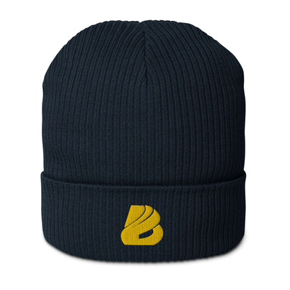 Gerippte Bio-Beanie N°1 aus 100% Bio-Baumwolle mit stilvollem Rippstrick und antiallergischem Material, ideal für jede Mützen-Sammlung.