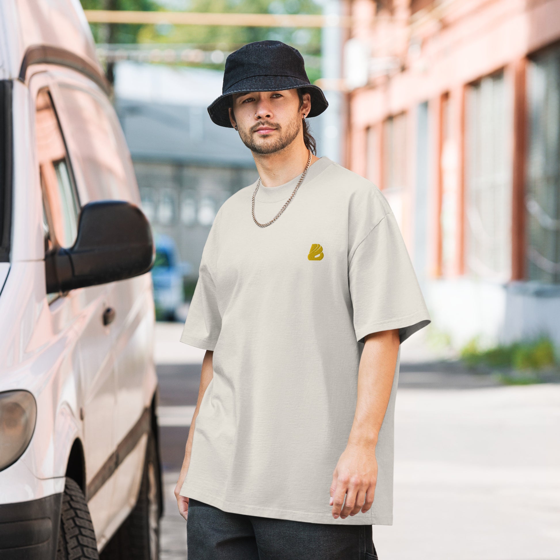 Oversized T-Shirt mit verwaschenem Look  BONBOZZ Faded Bone S 