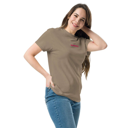 Klassisches Unisex T-Shirt N°0 in beige, lässige Passform, 100% Baumwolle, perfekt für Streetwear-Outfits, modernes Design.