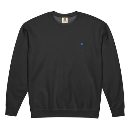 Leichter textilgefärbter Unisex-Fleece-Pullover mit Rundhalsausschnitt in schwarzer Farbe.