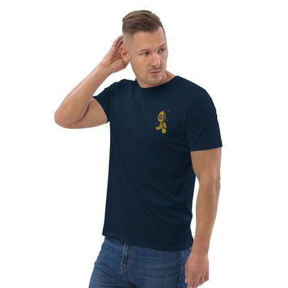 Model wearing Unisex-Bio-Baumwoll-T-Shirt N°1 in navy blue, featuring a casual fit and eco-friendly design.