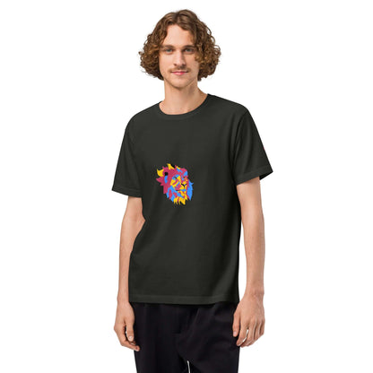 Oversized-Unisex-T-Shirt in Schwarz mit buntem Löwen-Design, streetwear, vintage-look, 100% Baumwolle, Modell trägt das T-Shirt