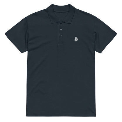 Premium-Piqué-Poloshirt N°0 in dark fabric with ribbed collar, button placket, for elegant everyday or sportswear look.