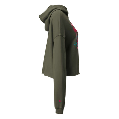 Seitliche Ansicht eines Crop-Hoodie mit offenem Saum und Kordelzügen, gefertigt aus Baumwolle und Polyesterfleece, modisches Design.
