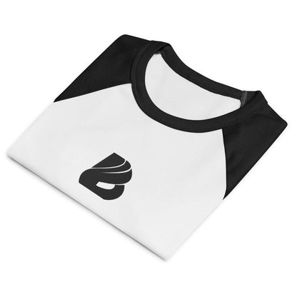Kurz geschnittenes Feinripp-Raglan-T-Shirt für Damen in Weiß und Schwarz, sportlich und vielseitig kombinierbar.