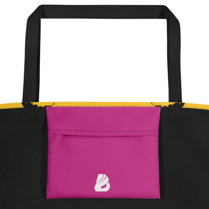 Großer Stoffbeutel N°0 in vivid colors, featuring a large interior pocket and comfortable cotton handles, perfect for beach trips.