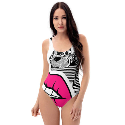 Frau trägt Einteiliger Badeanzug N°6 mit modernem Design, ideal für Strand oder Pool. Chlorbeständiger Stoff, schmeichelhafte Passform.