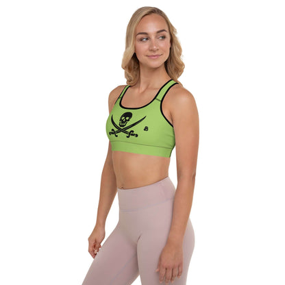 Model wearing green Gepolsterter Sport-BH N°3 with skull crossbones print, highlighting comfort and support for workouts.