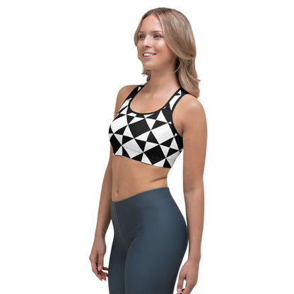 Sport-BH N°6 featuring geometric patterns, ideal for light to medium workouts with moisture-wicking fabric and supportive design.