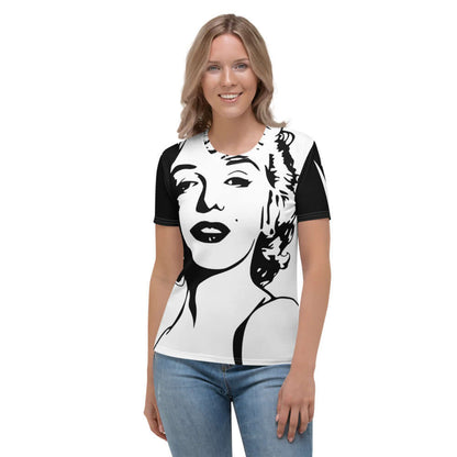 Damen-T-Shirt N°9 featuring black and white graphic design, worn by woman, showcasing smooth, comfortable fabric with four-way stretch.