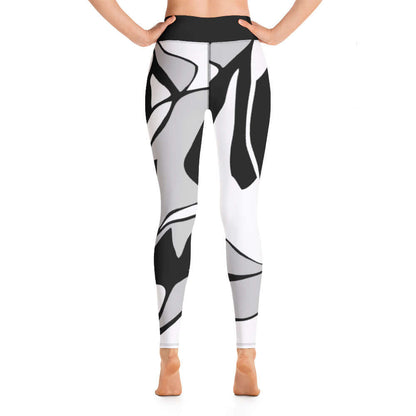 Yoga-Leggings N°21 in black and white design with high waistband, showcasing super soft and stretchy material for comfort and flexibility.