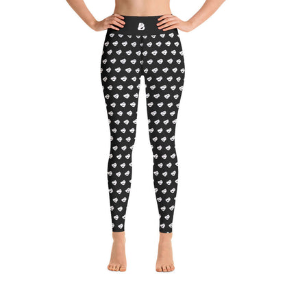 Yoga-Leggings N°4 featuring black and white heart pattern, showcasing soft, stretchy fabric and high waistband for comfort and style.