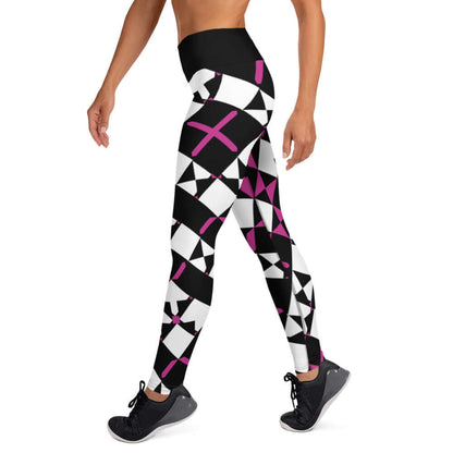 Woman wearing colorful Yoga-Leggings N°24 with geometric pattern, high-waist design, and four-way stretch for comfort and fit.