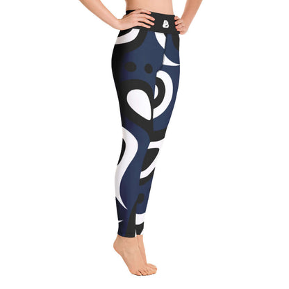 Yoga-Leggings N°12 with abstract black and white pattern, showcasing super soft, stretchy material and comfortable high waist fit.