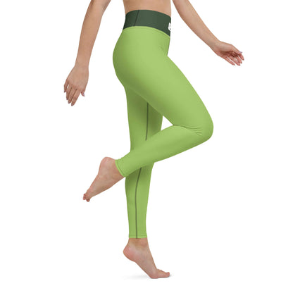 Side view of green Yoga-Leggings N°43 highlighting four-way stretch and high waistband features.