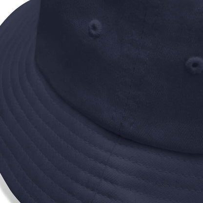 Close-up of navy blue Old School-Fischerhut N°1 showcasing vintage style and quality stitching, perfect for fishing and outdoor activities.