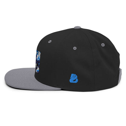 Black and grey Snapback-Cap N°5 with adjustable snap closure, featuring a structured, high-profile design and a 6-panel build.