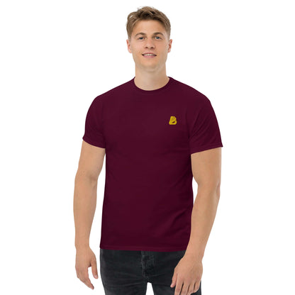 Klassisches Herren-T-Shirt N°0 in Burgunderrot aus 100 % Baumwolle, ideal für strukturierten Look und Lagenlooks.