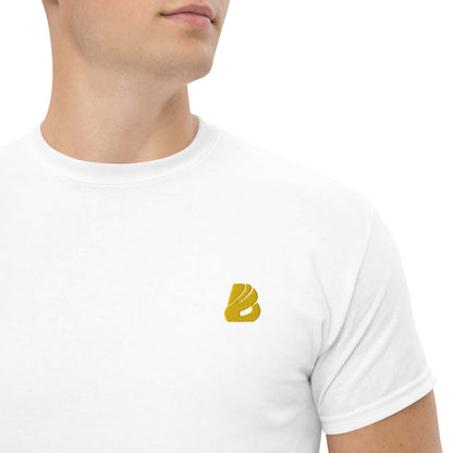 Klassisches Herren-T-Shirt N°0 aus 100% Baumwolle in Weiß mit kleinem goldfarbenen Logo-Detail, ideal für einen strukturierten Look