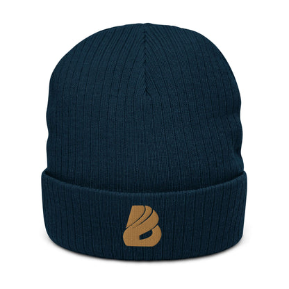 Stylish Gerippte Strickmütze N°0 in dark blue with orange logo, cozy ribbed knit beanie for all clothing styles and head sizes.