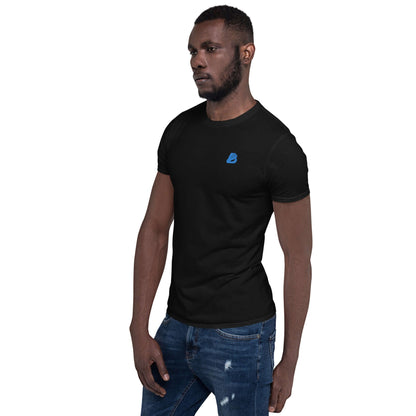 Kurzärmeliges Unisex-T-Shirt N°6 in black, modeled, showcases soft, durable fabric with double stitching, ideal basic for any wardrobe.