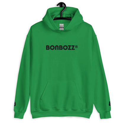 Unisex-Kapuzenpullover N°46 in vibrant green with stylish front logo, perfect for cool evenings and cozy lounging.