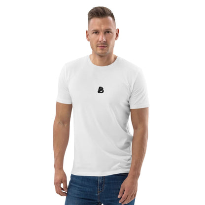 Model wearing Unisex-Bio-Baumwoll-T-Shirt N°0 made from 100% organic cotton, showcasing a minimalistic design.