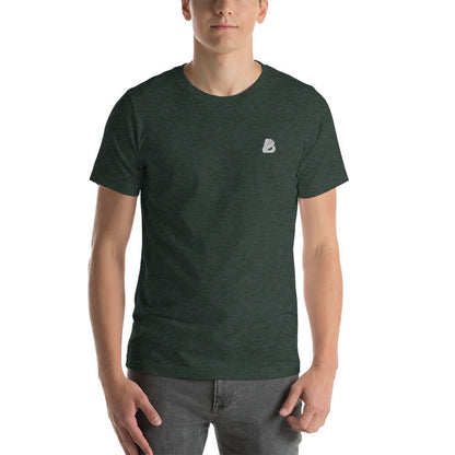 Kurzärmeliges Unisex-T-Shirt N°4, Modell trägt dunkelgrünes T-Shirt aus 100% Baumwolle, bequem und elastisch für jeden Anlass.